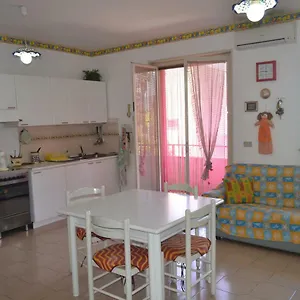  Appartamento 285 Via Spiaggia